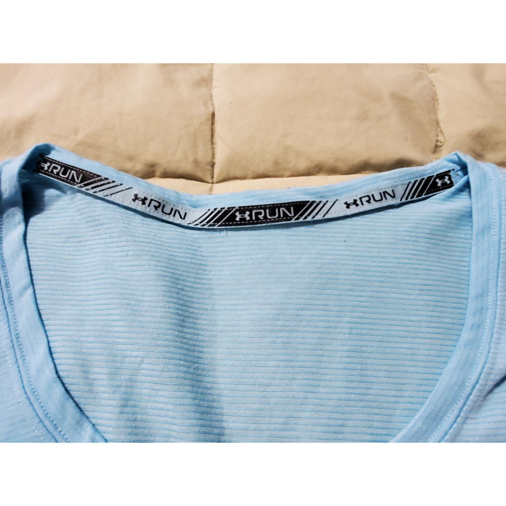 Under Armour Womens XL Blue Athletic T Shirt Short Sleeve Running Workout Top - Picture 2 of 11